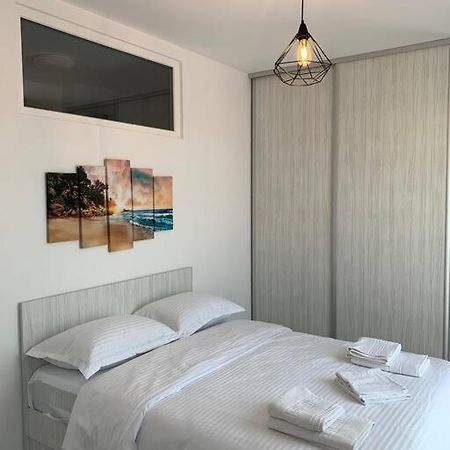 Cozy Apartment In The Center Of คลูจ-นาโปกา ภายนอก รูปภาพ